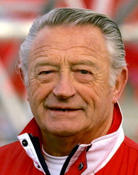 Hjalmar Andersen as Himself