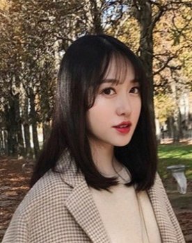 卢洁云