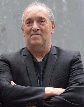 Bios. Vidas que marcaron la tuya: Charly García