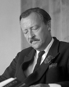 Prince Aschwin of Lippe-Biesterfeld as Self
