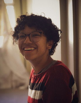 Sal Galarça as Mão