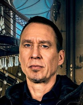 Andreas Lill as Himself, Drums