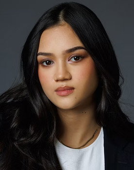 Kyana Pacis as Yuka Katana