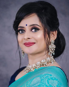 Vidyashree Jayaram as Kavya Siddarth Arus