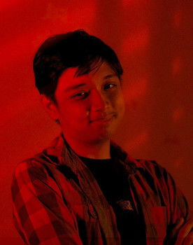 Pramot Numsinlark as Itim