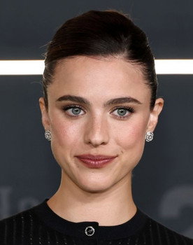 Margaret Qualley as Julia Steinway