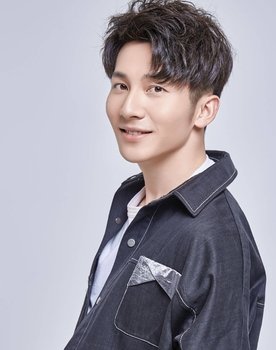 Kaixiang Huang