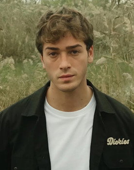 Kaan Akkaya as Karan Arıkan