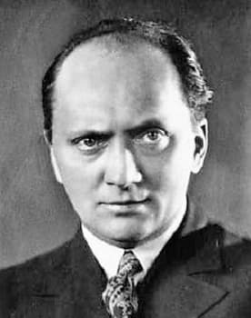 Theodor Loos as Lazarettkommandant