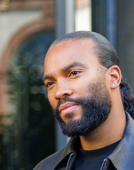 Leon Skinner as Jevon