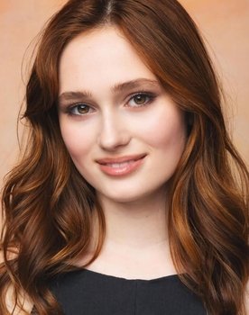 Audrey Grace Marshall as Mallory Hanway