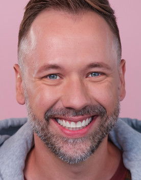 Shane Kenyon as James