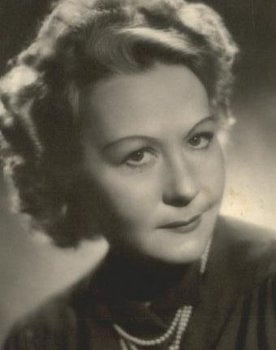 Erika von Thellmann as Carolas Tante