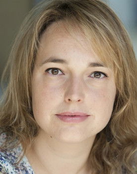 Jessie Lambotte as Sophie