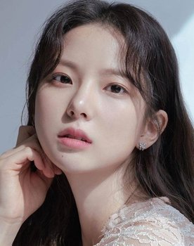 Choi Yu-jin as Han Su-ji