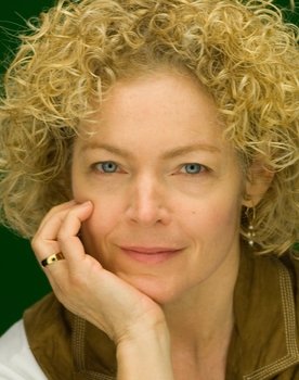 Amy Irving Photo