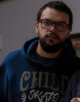 Iago Tonquelski as Zezim