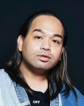 Edrian Pangilinan as FBI Agent