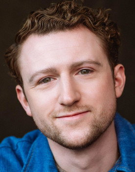 Liam Marshall as Keith