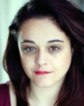 Géraldine Bintein as Janis