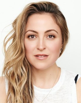 Dana Steingold as Saraline Timbers (voice)