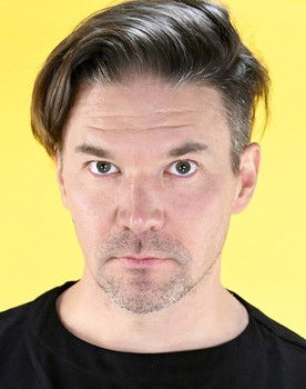 Eero Heinonen as Bass, Backing vocals