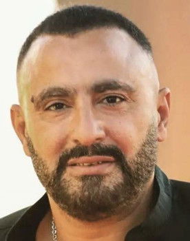 Ahmed Al Saqqa as يحيى / شجيع