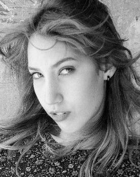 Azul Chiara Castellucio as Madre