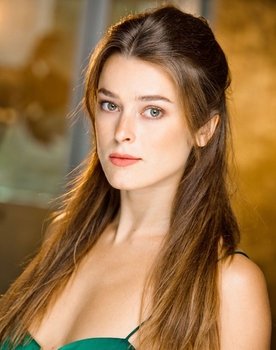 Emree Franklin as The Young Woman