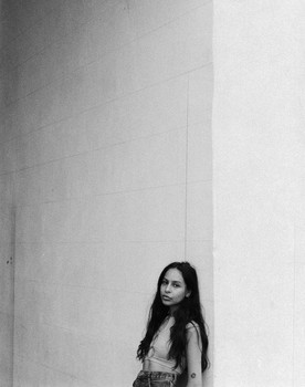 Sandra Tomaylla as La préposée au clap