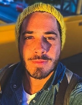 Celso Bernini as André "Baratão" Bananeiras Barata