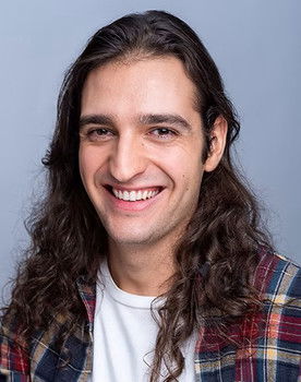 Daniel Paterson as Hombre