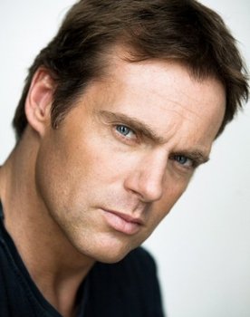 Michael Shanks