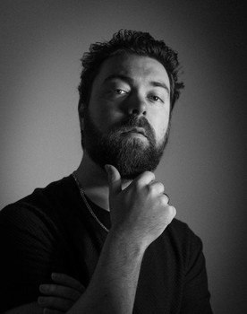 Kevin Miclette as Luc