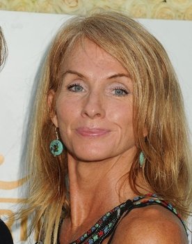Suki Kaiser as Cissy