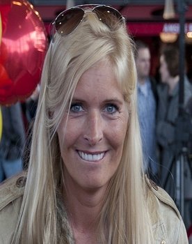 Mariska Bauer as 