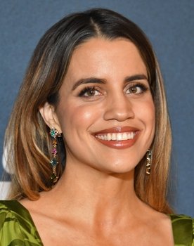 Natalie Morales as Detective Jamie Estrada