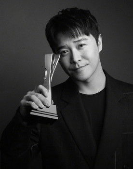 Chen Sicheng as Hong Sanyuan