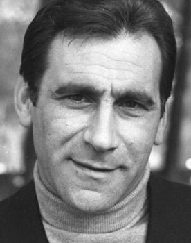 Alberto Lupo as 