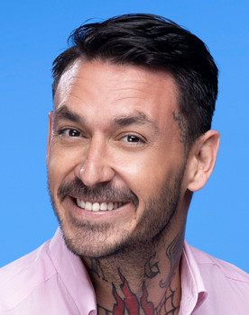 Mauricio Pinilla as Self