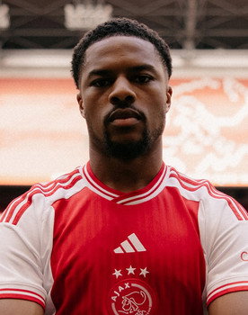 Chuba Akpom