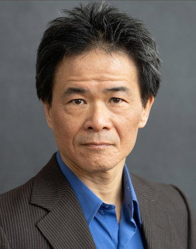 Kwan Tse as Male customer