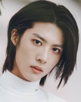 Li Jingze as Yu Heng