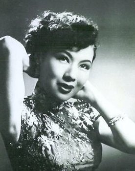 Ou-Yang Sha-Fei as Mei-Fang's mother