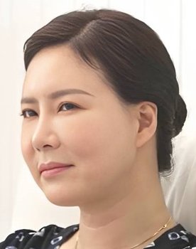 Jang Mi as 