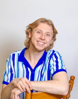 Matthew Tate as Livestream Recorder