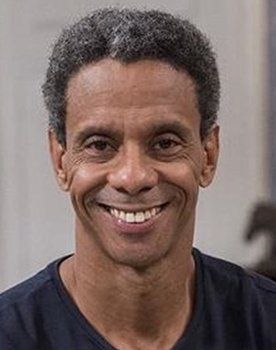Jorge Lucas as Vô Kalé