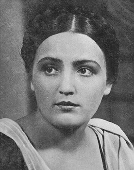 Galina Grigoryeva as Margaret Robertson - wife of Miklouho-Maclay