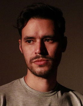 Martin Cruz as Javier