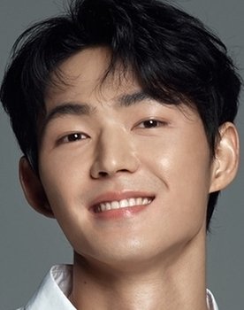 Han Dong-ho as Park Gyeonghwan